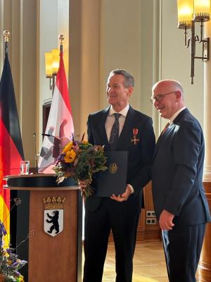 Verleihung Bundesverdienstkreuz in Berlin