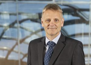 Bernhard Lokau
