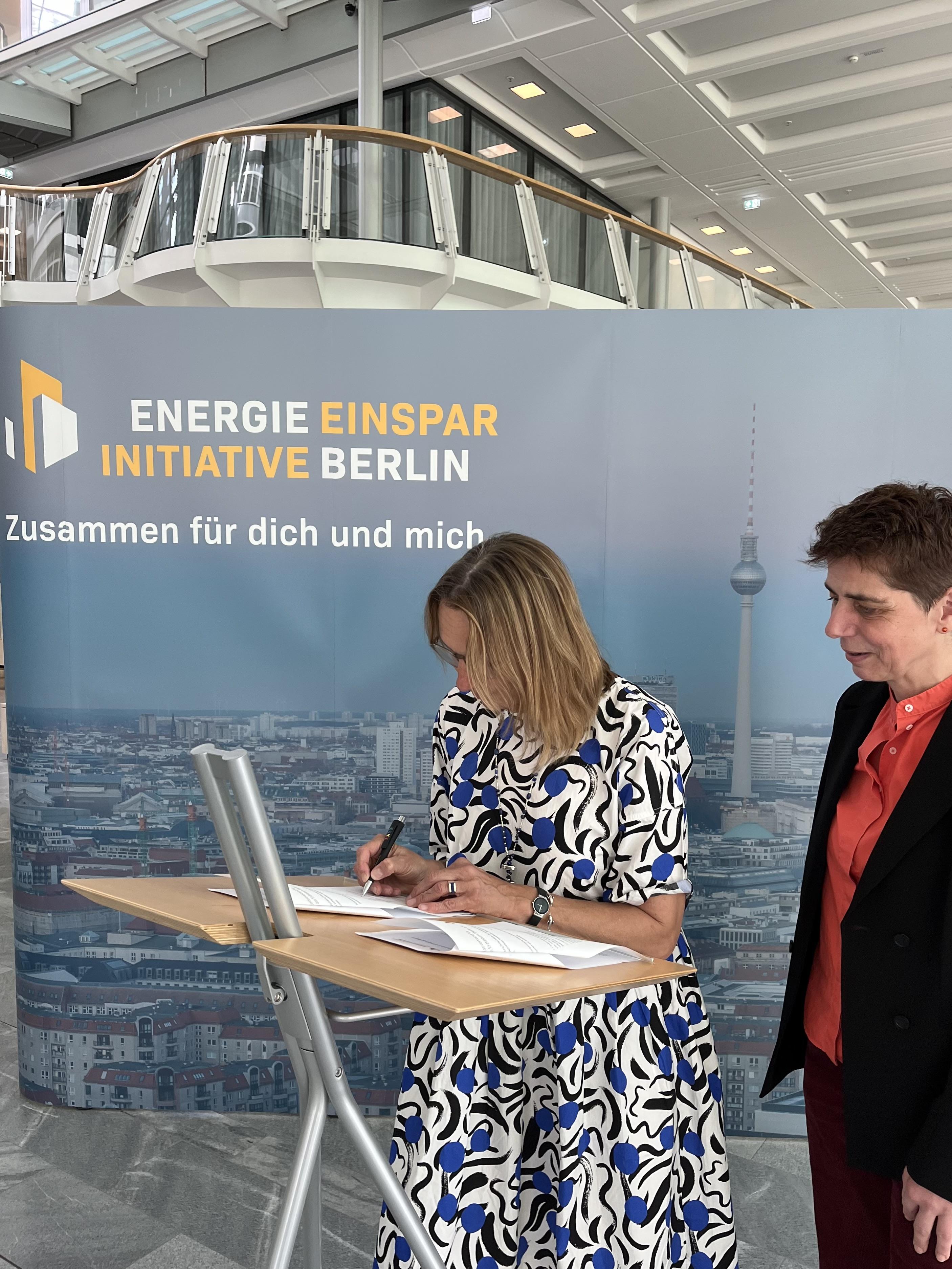 Unterzeichnung der Kooperationsvereinbarung im Ludwig-Erhard-Haus