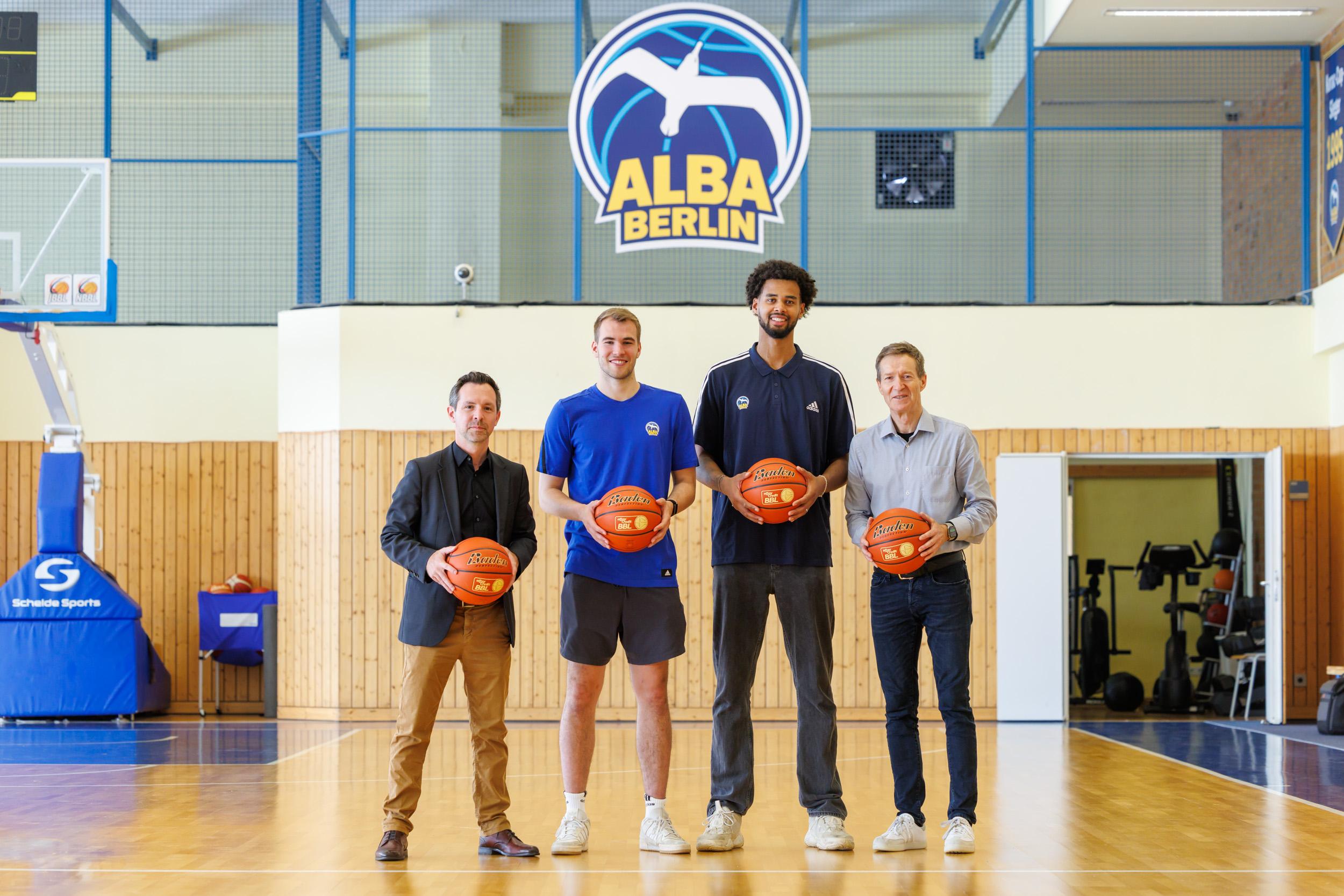 Einweihung Ladesäulen ALBA 