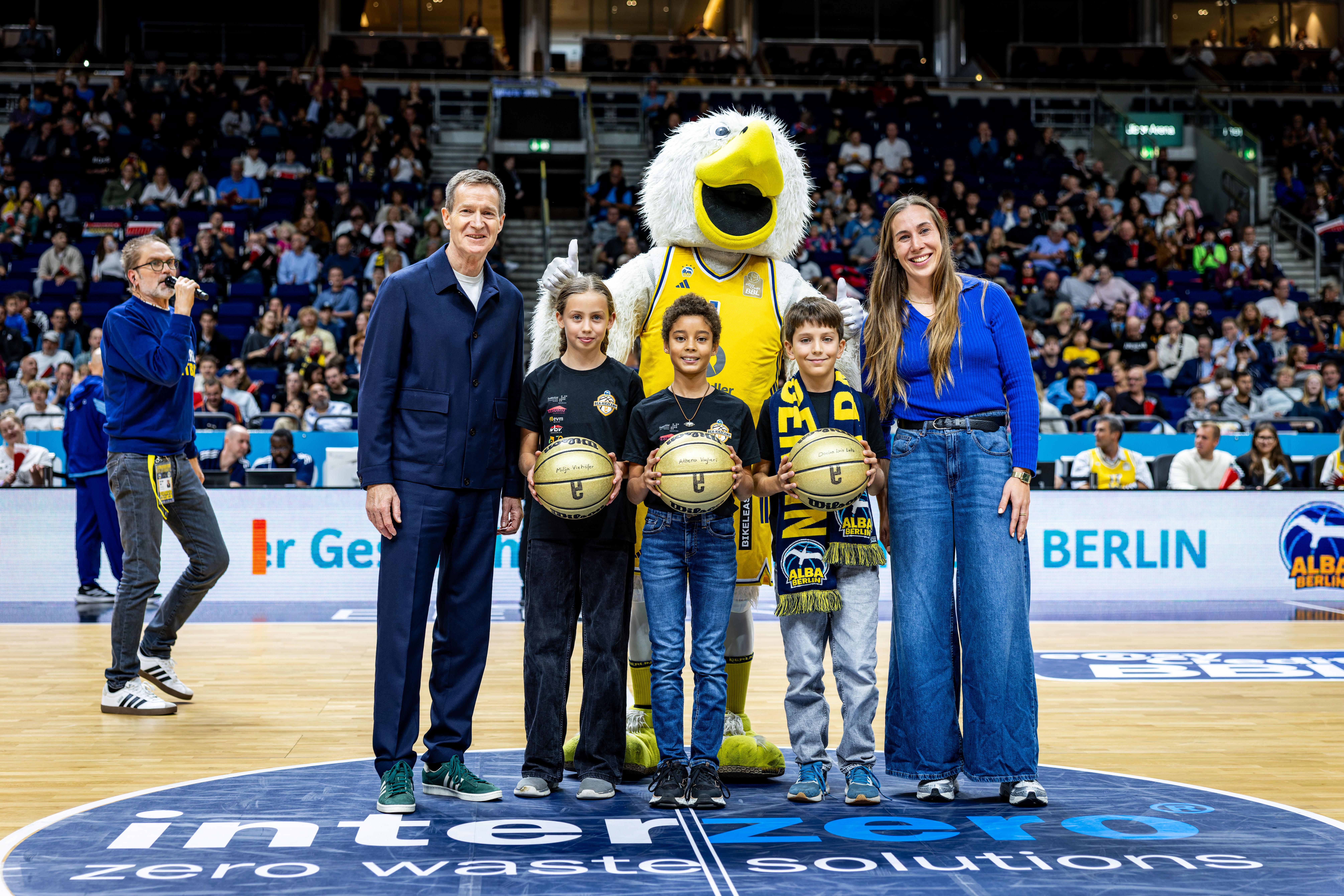 Preisverleihung Alba Berlin